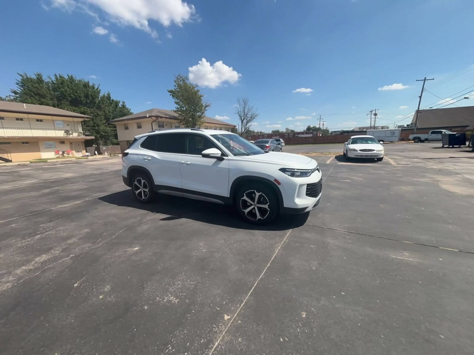 Thumbnail: 2026 Volkswagen Tiguan - 2