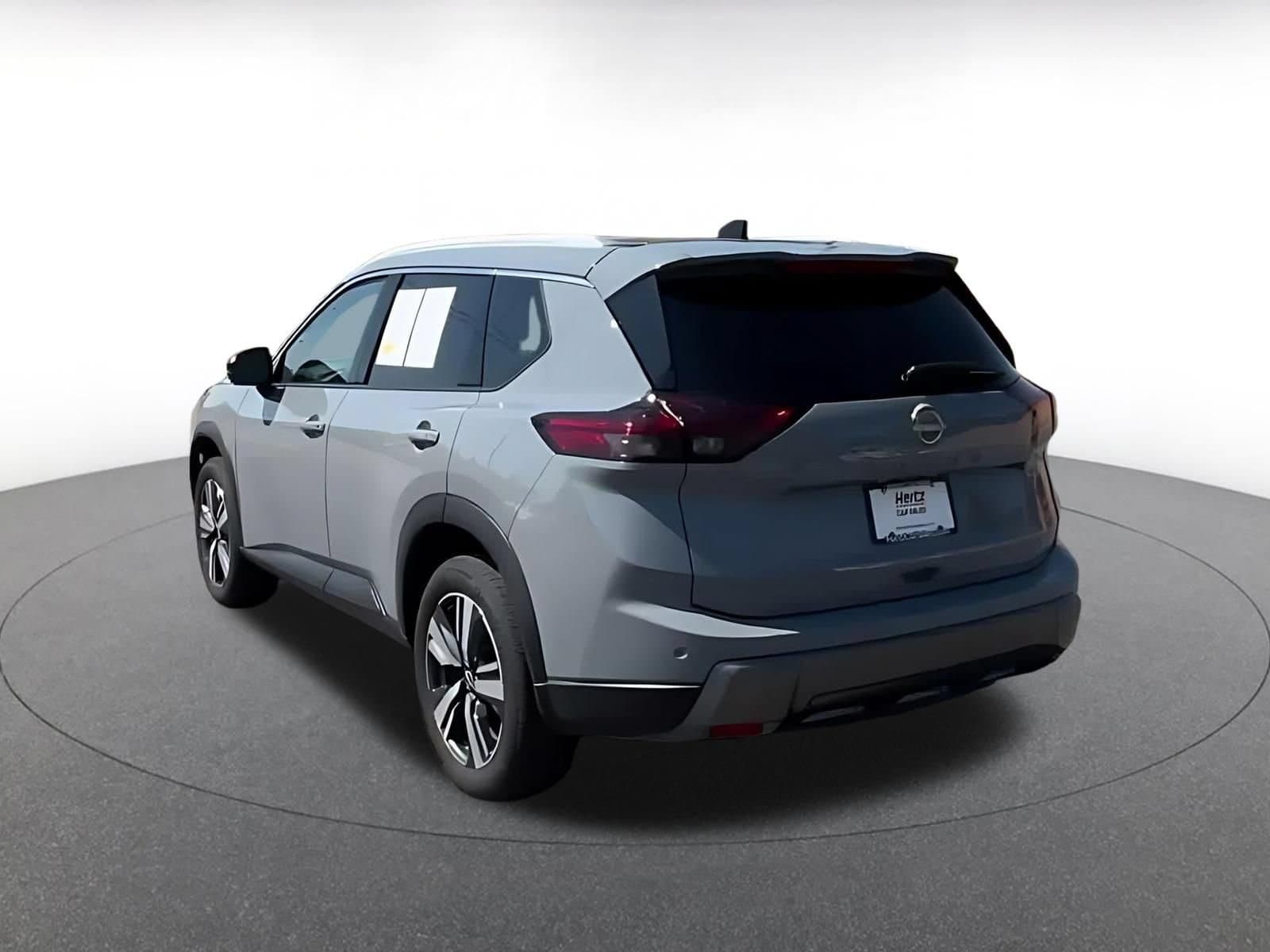 Thumbnail: 2026 Nissan Rogue - 10