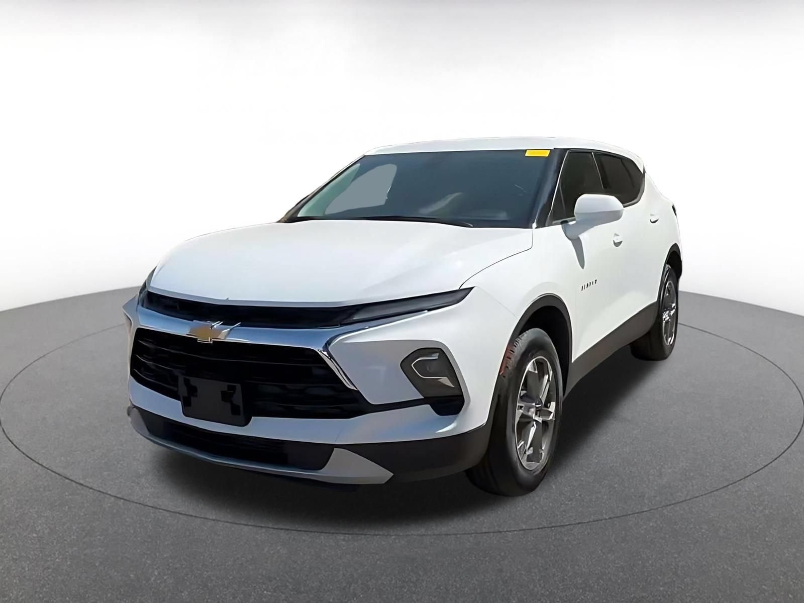 Thumbnail: 2026 Chevrolet Blazer - 6