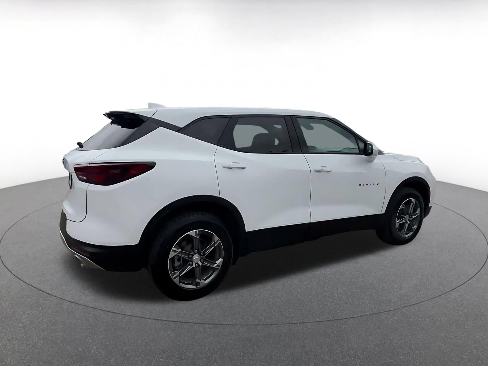Thumbnail: 2026 Chevrolet Blazer - 14
