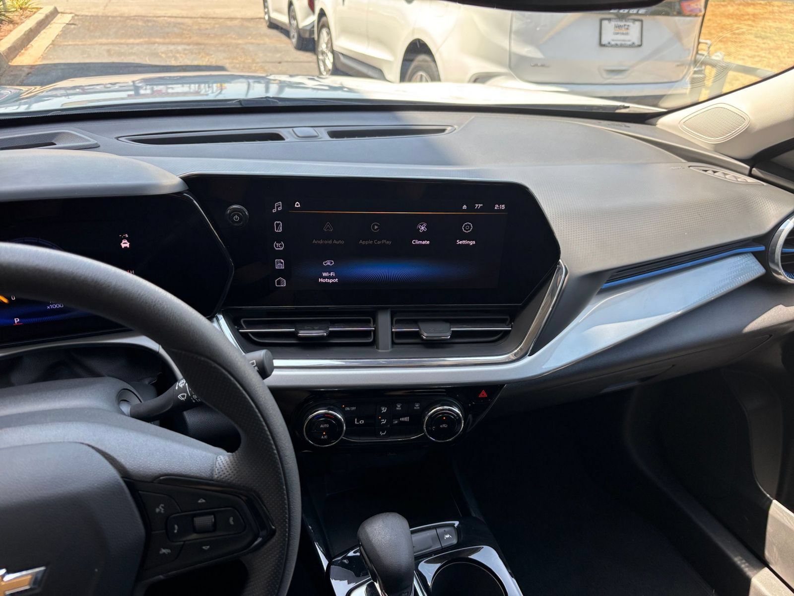 Thumbnail: 2025 Chevrolet Trax - 16