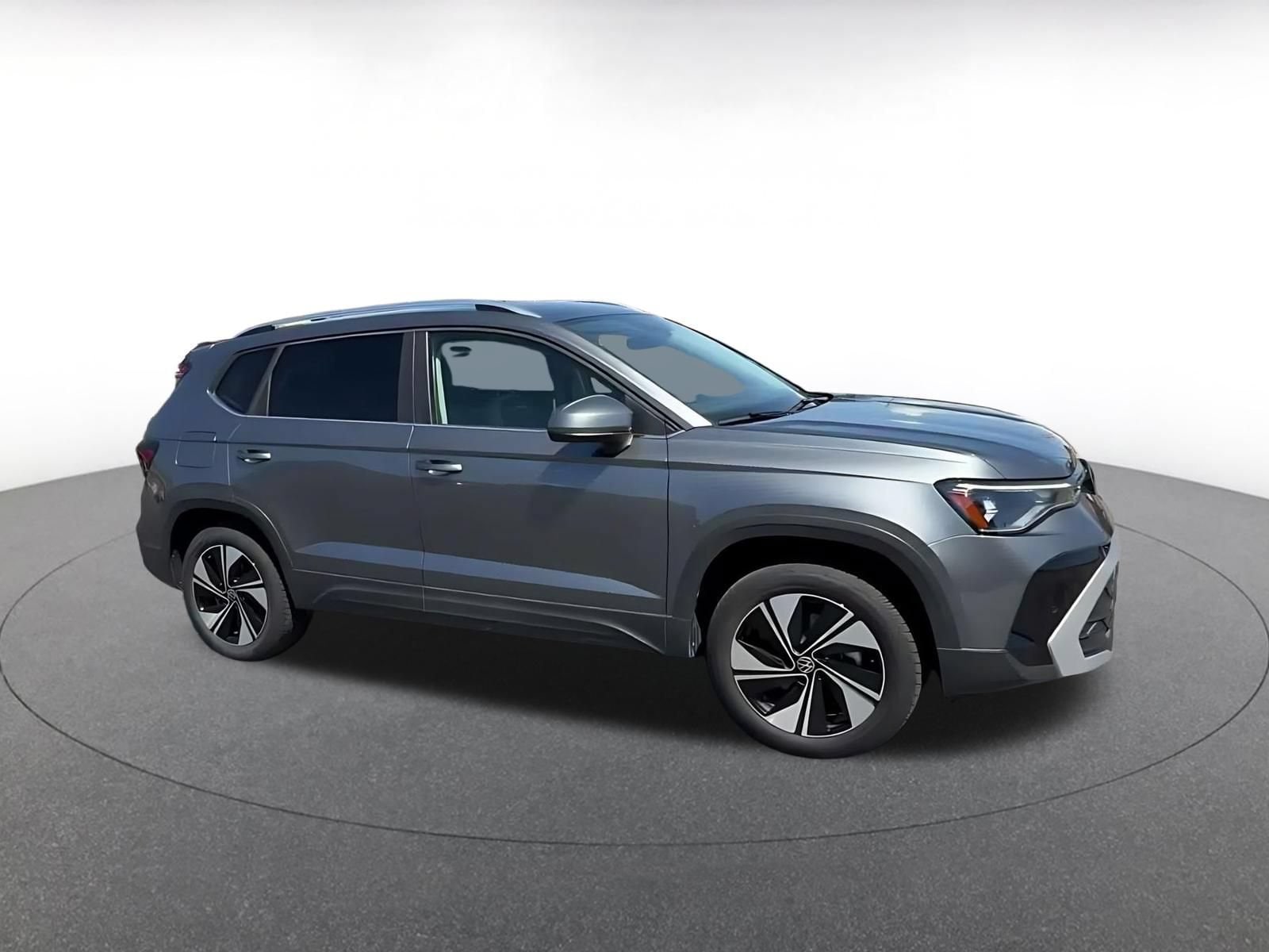Thumbnail: 2026 Volkswagen Taos - 2