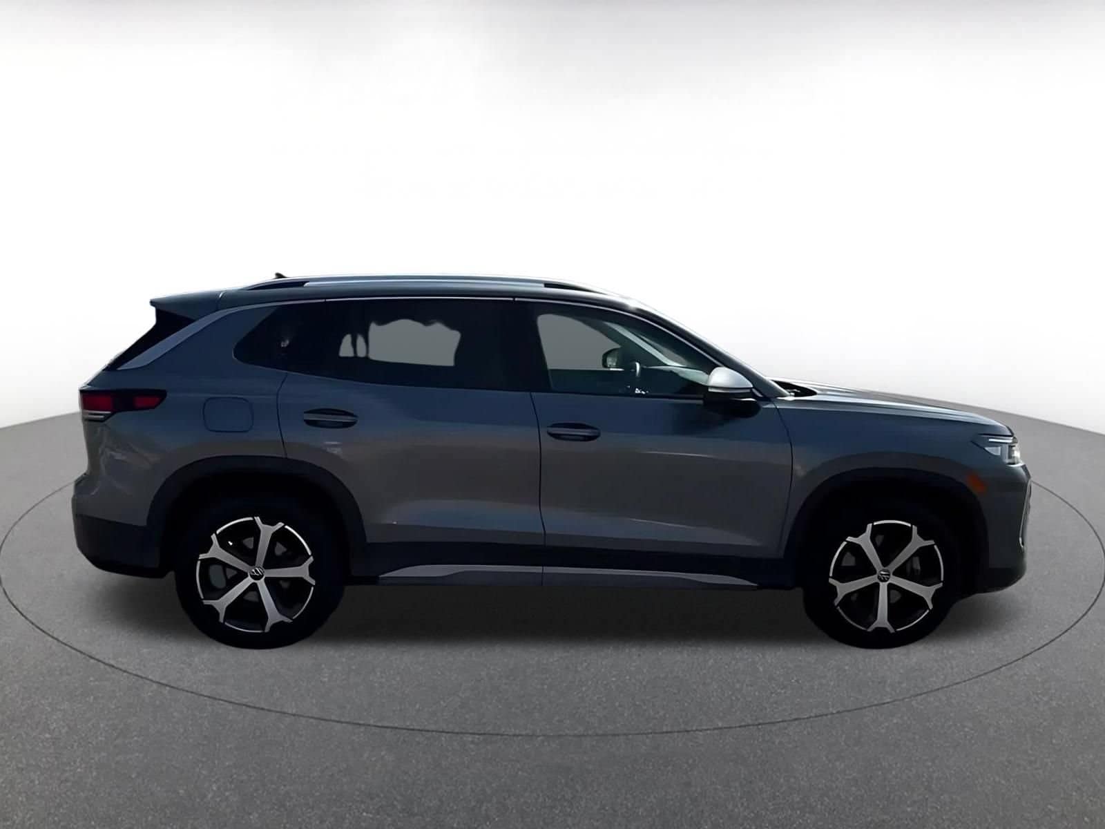 Thumbnail: 2026 Volkswagen Tiguan - 15