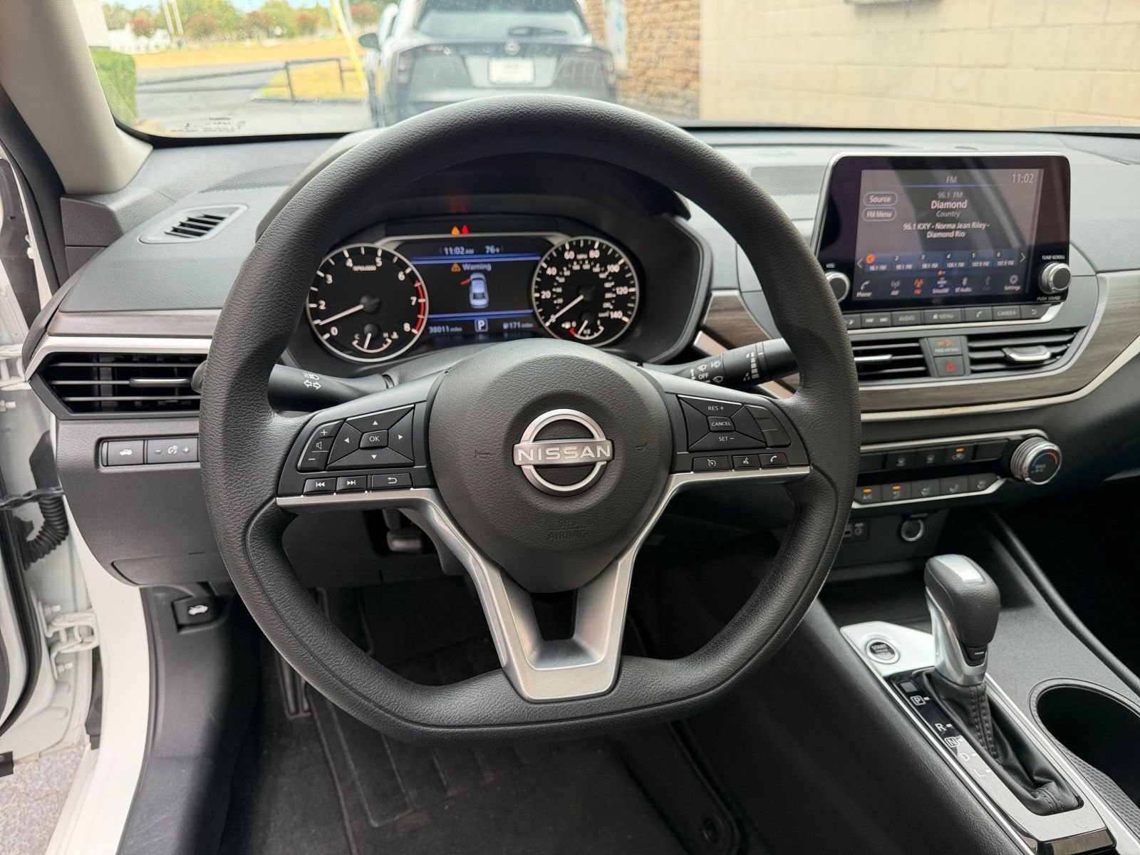 Thumbnail: 2025 Nissan Altima - 27