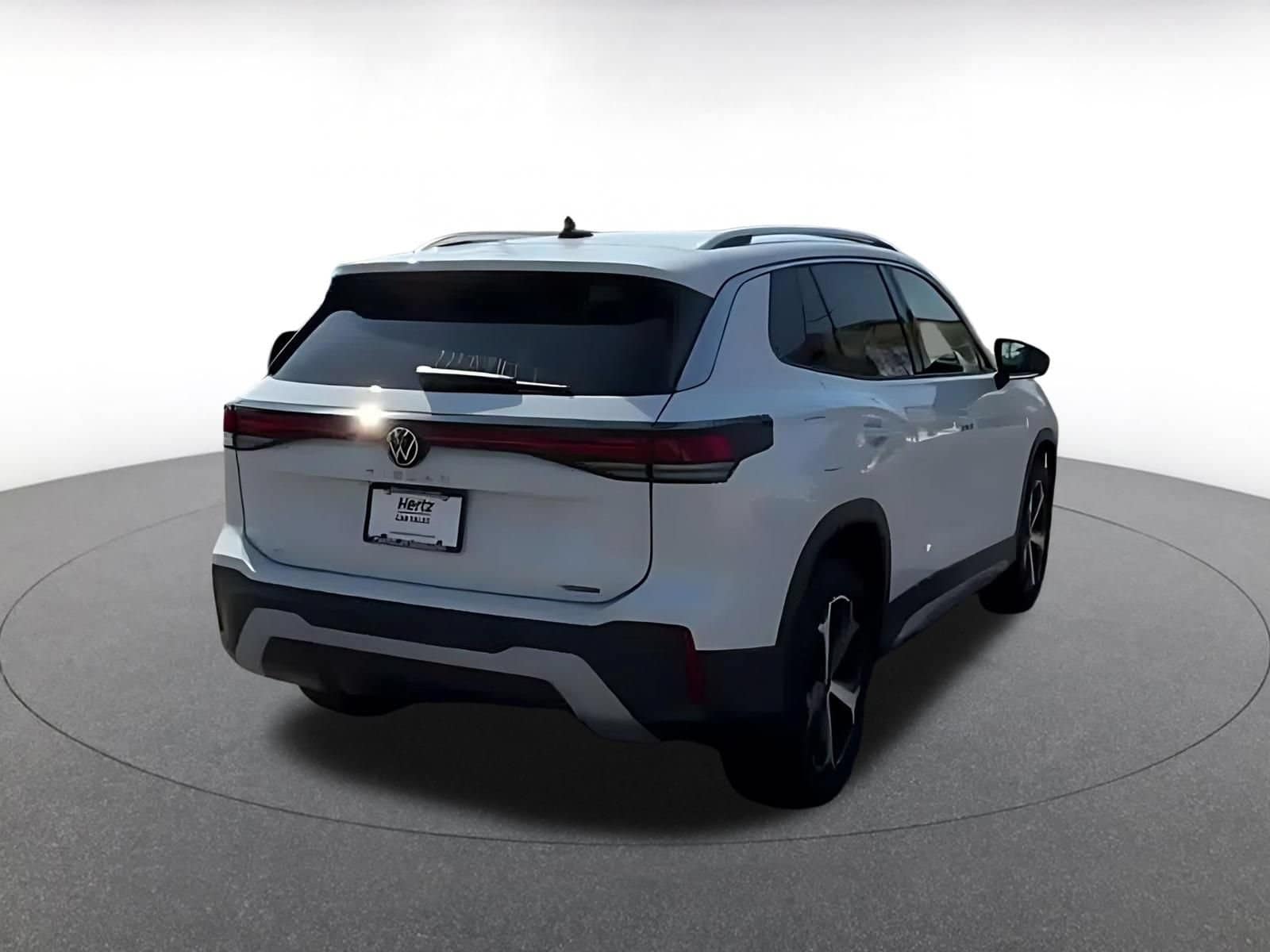 Thumbnail: 2026 Volkswagen Tiguan - 13