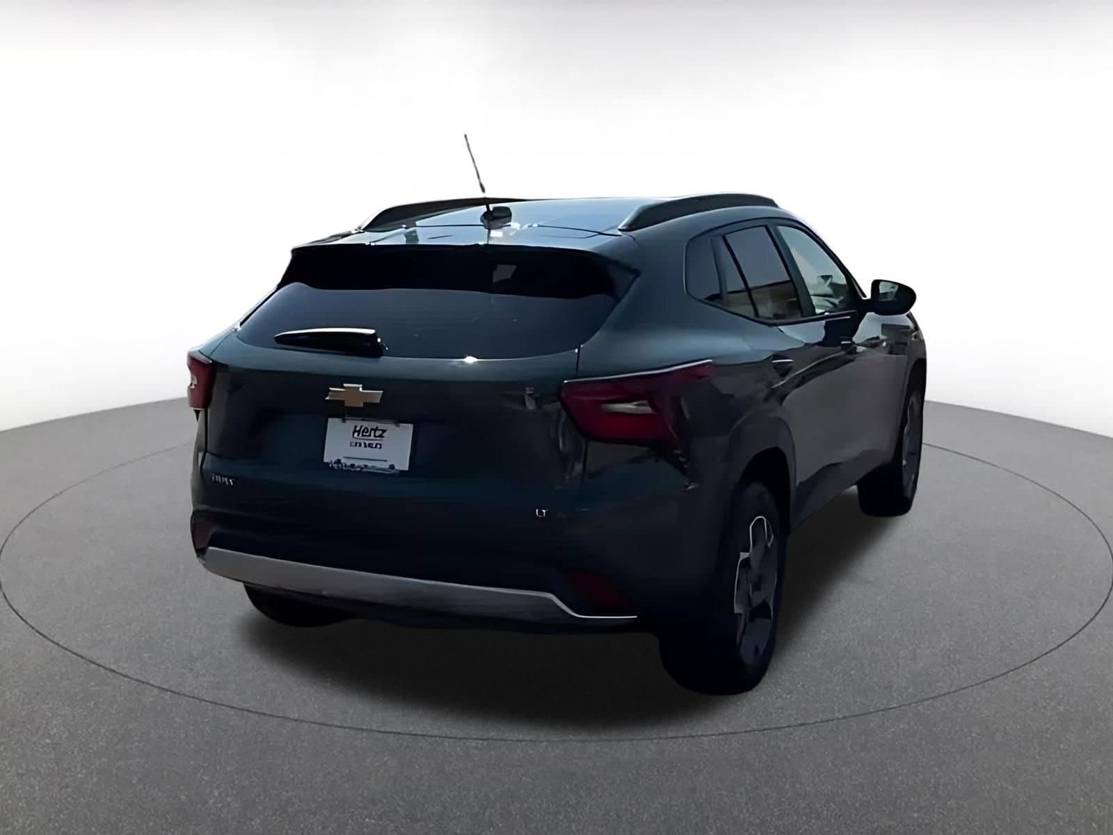 Thumbnail: 2025 Chevrolet Trax - 12