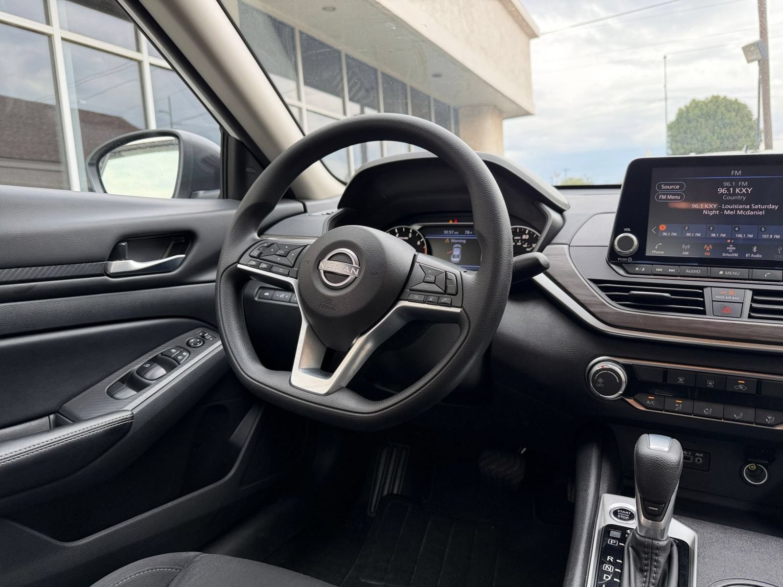 Thumbnail: 2025 Nissan Altima - 33