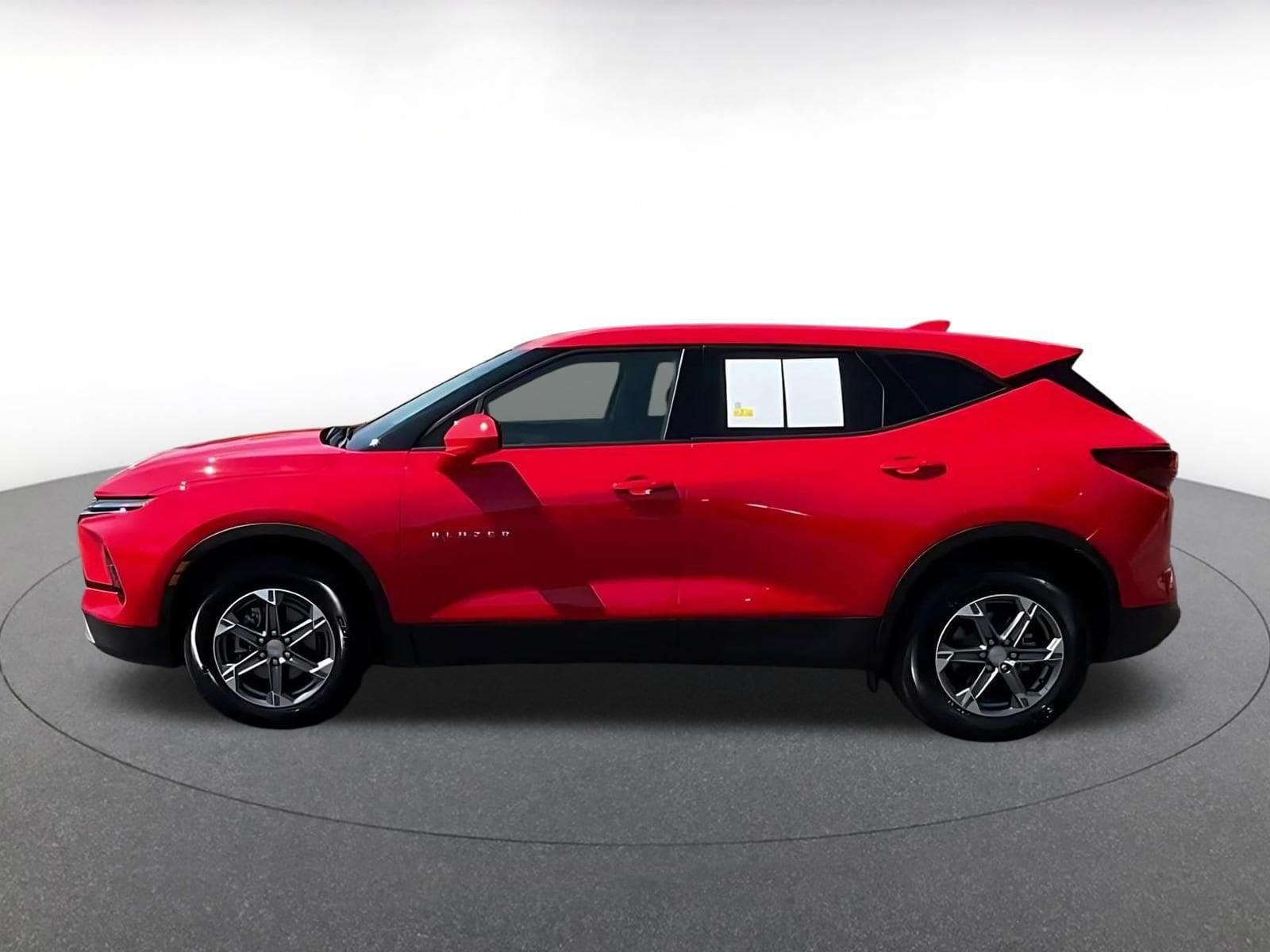 Thumbnail: 2026 Chevrolet Blazer - 4