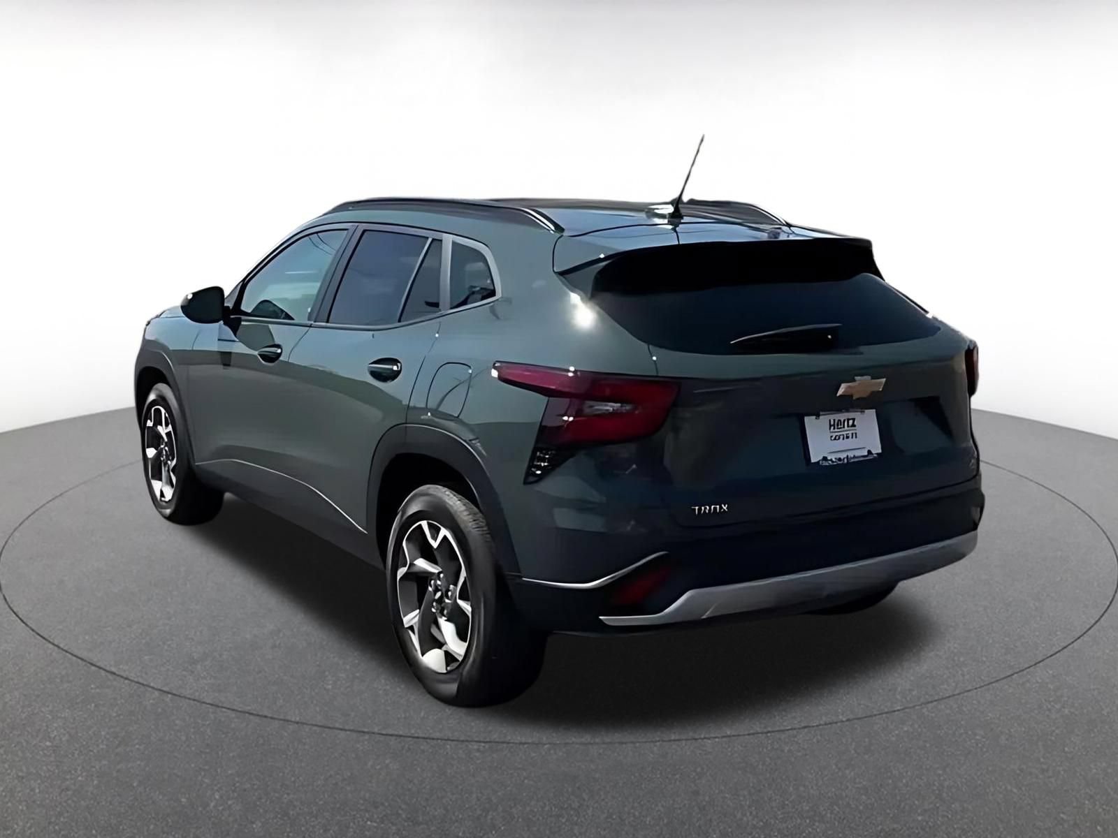 Thumbnail: 2025 Chevrolet Trax - 9