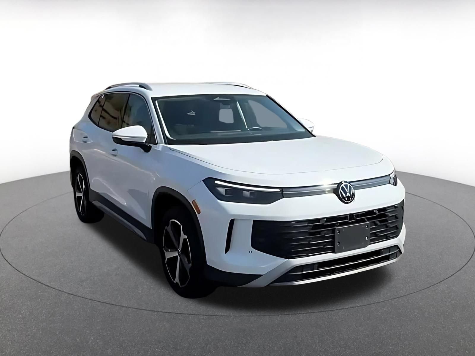 Thumbnail: 2026 Volkswagen Tiguan - 3