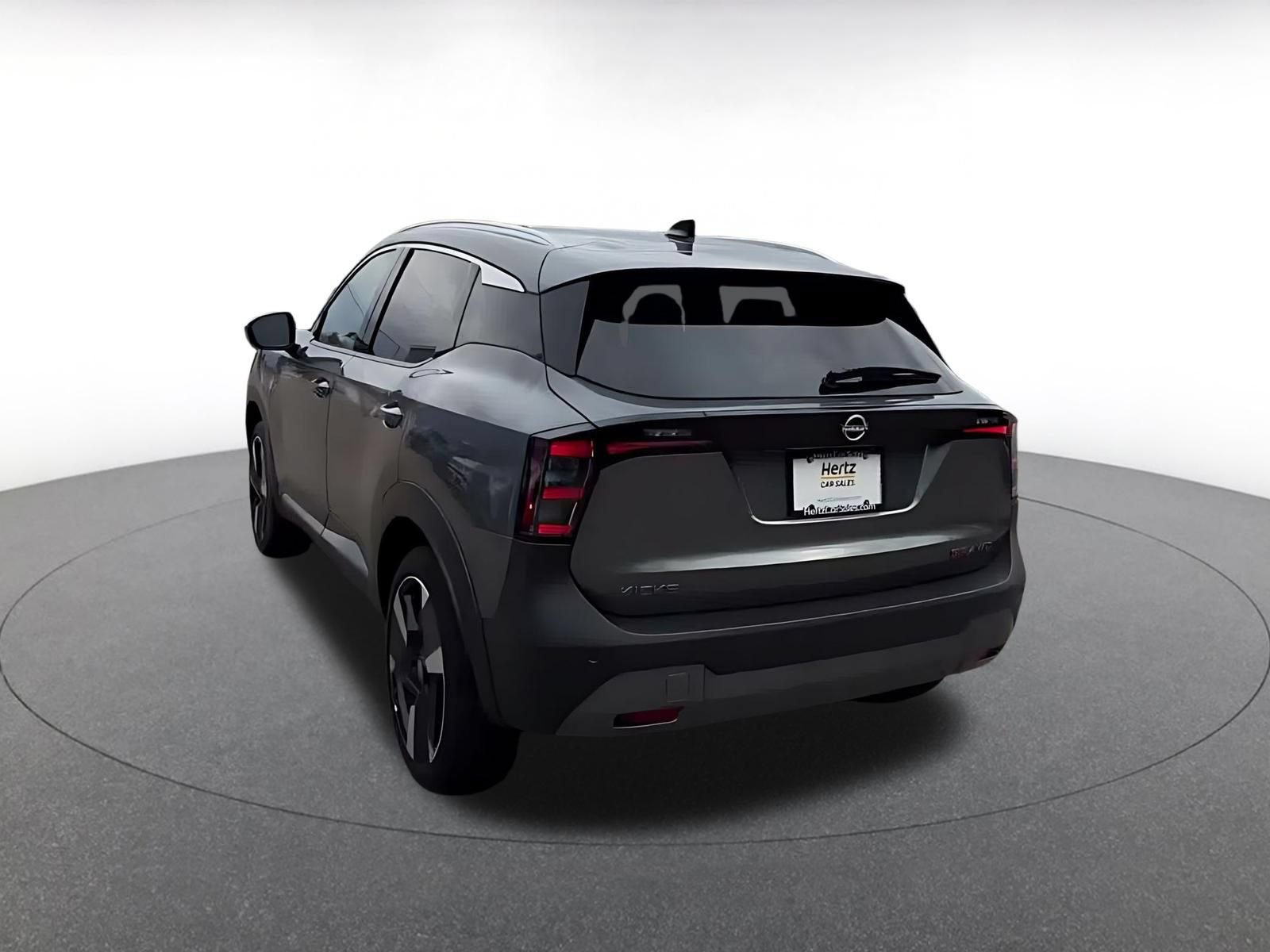 Thumbnail: 2026 Nissan Kicks - 10