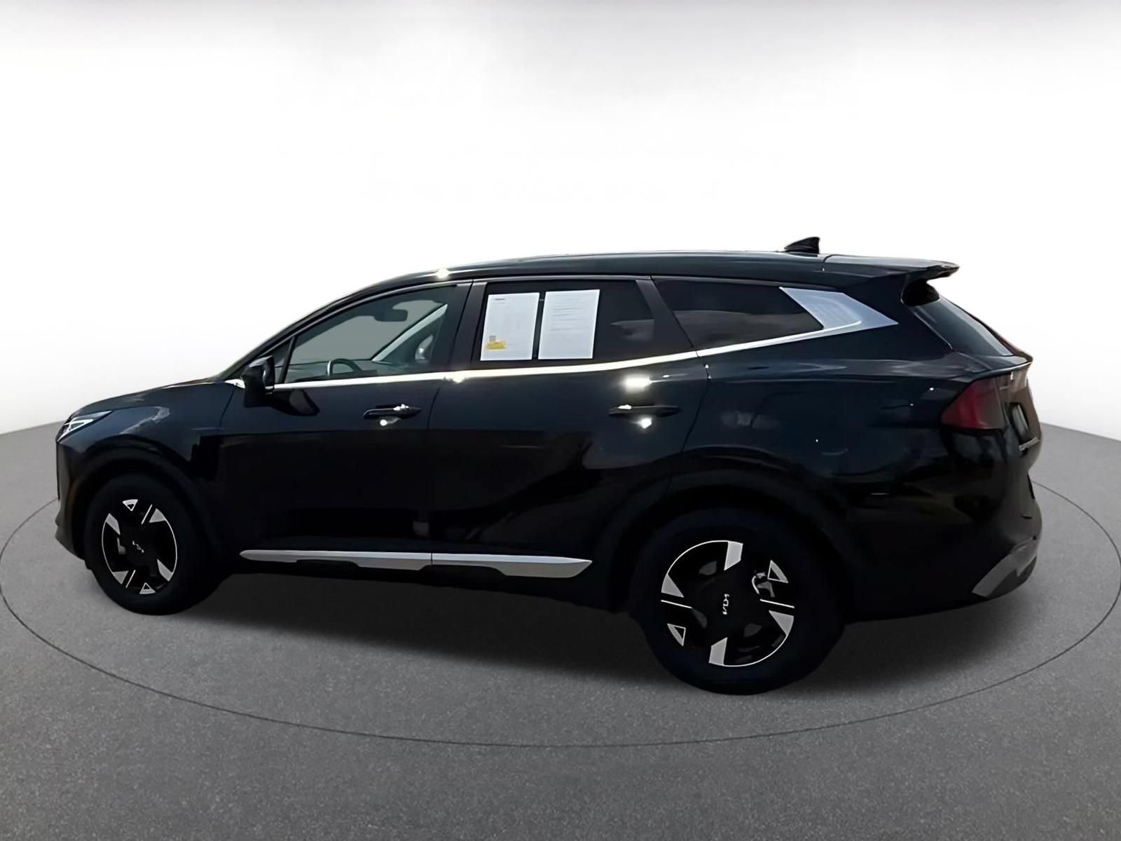Thumbnail: 2026 Kia Sportage - 9