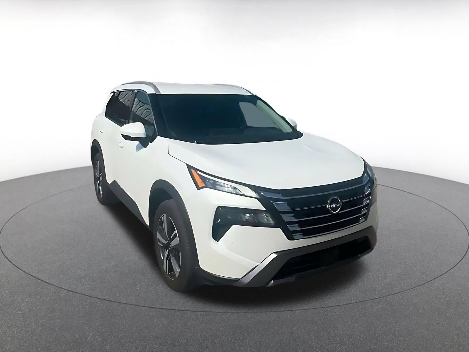 Thumbnail: 2026 Nissan Rogue - 3