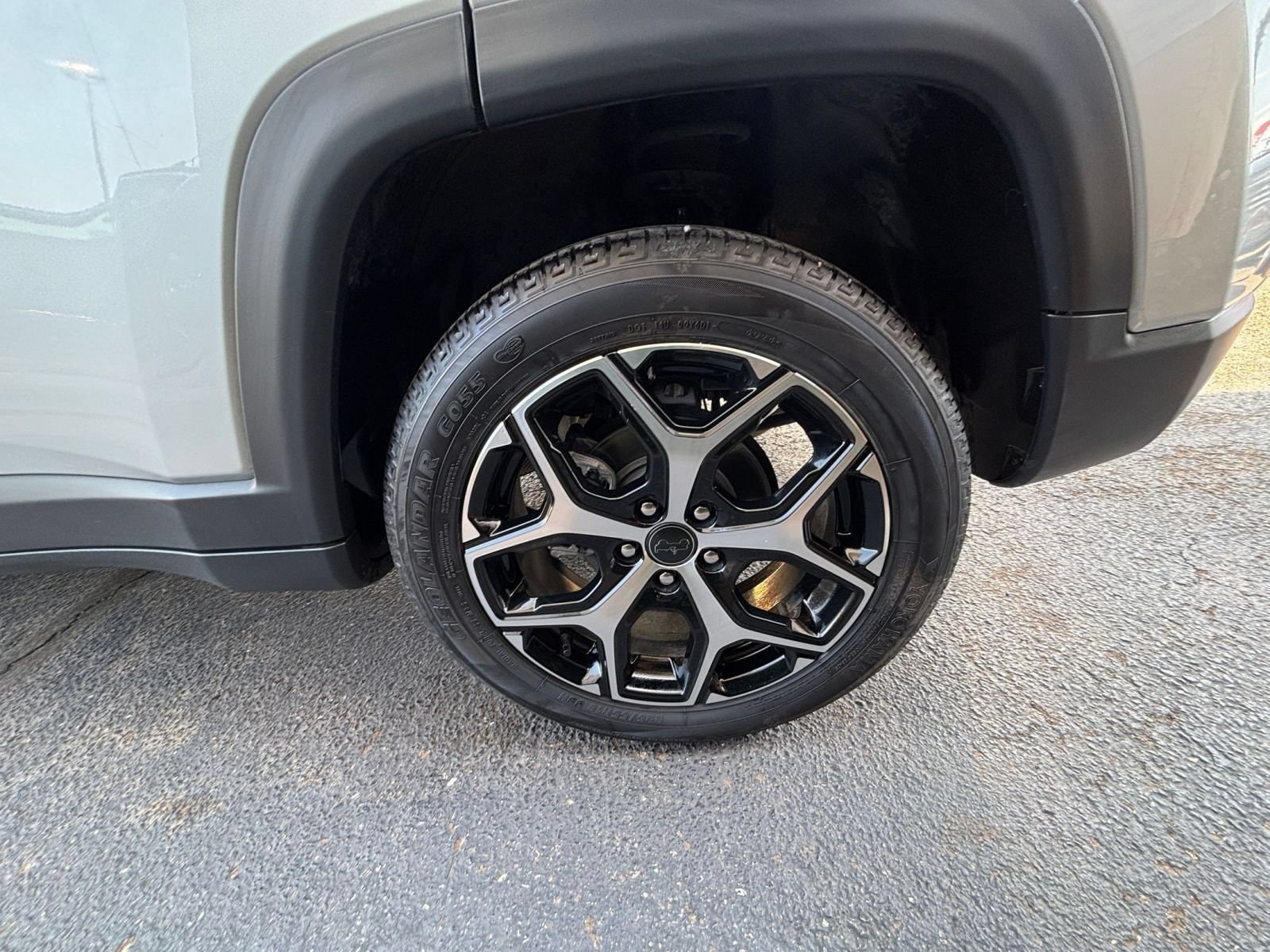 Thumbnail: 2025 Jeep Compass - 30