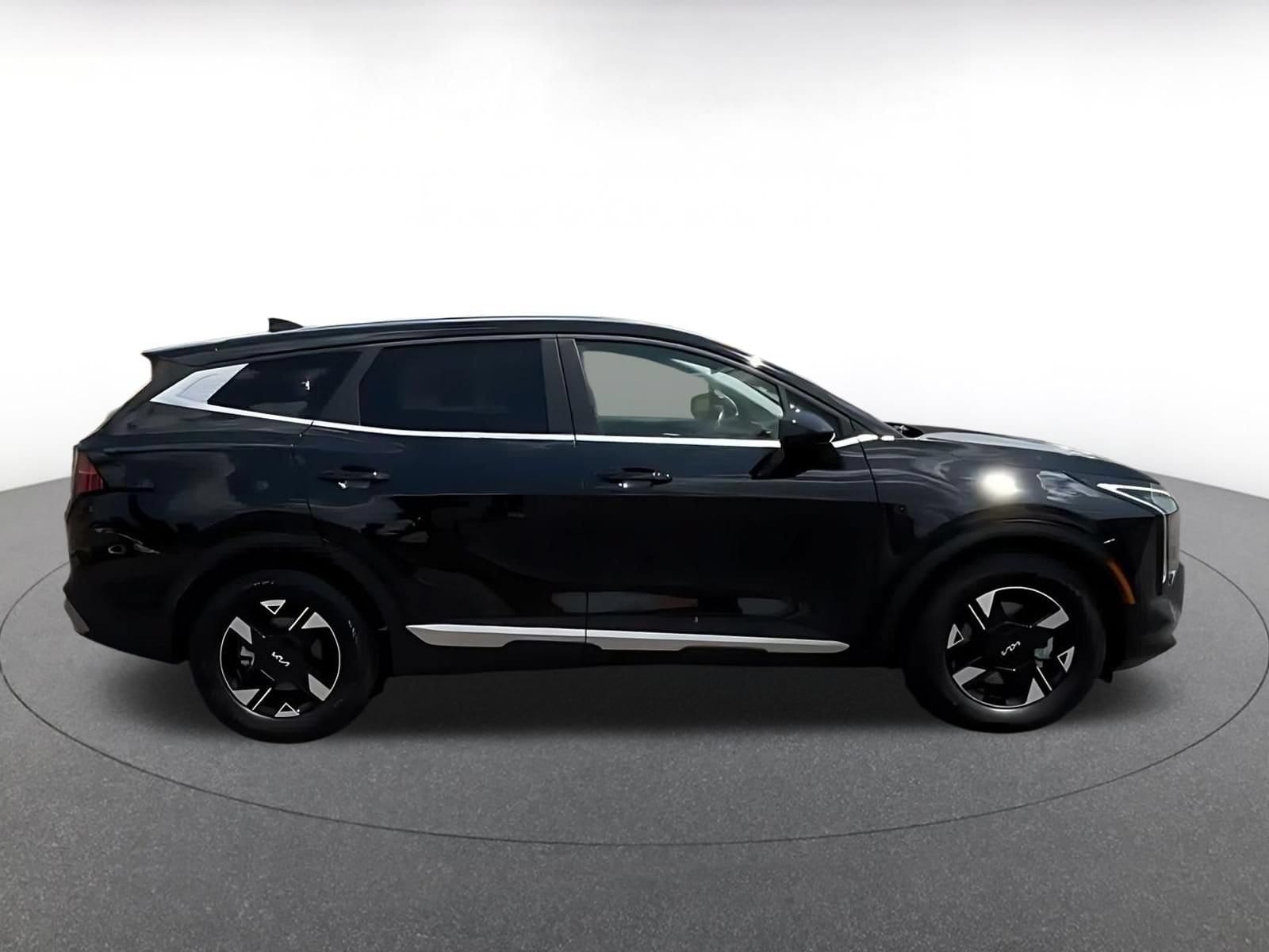 Thumbnail: 2026 Kia Sportage - 15