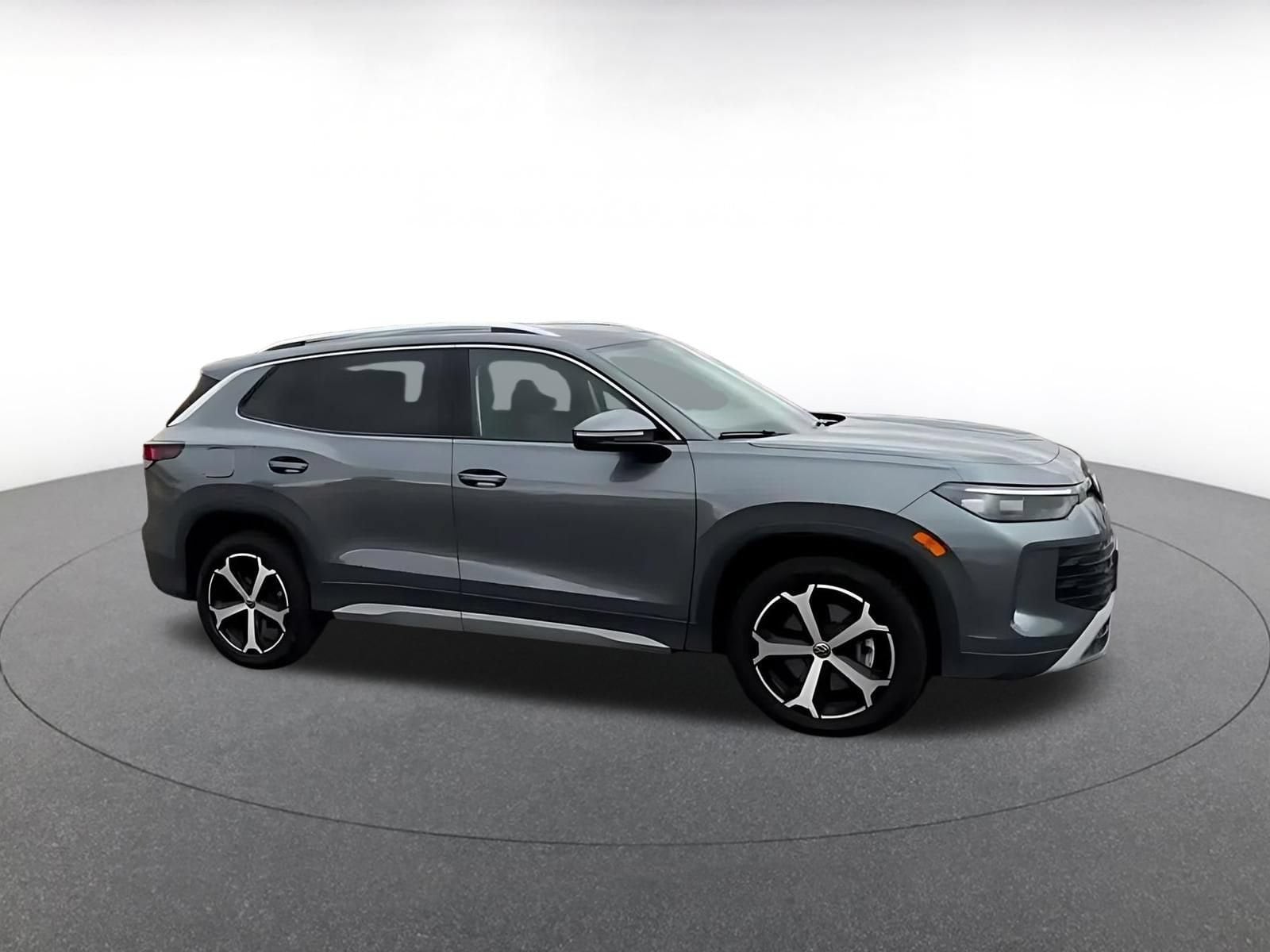 Thumbnail: 2026 Volkswagen Tiguan - 2