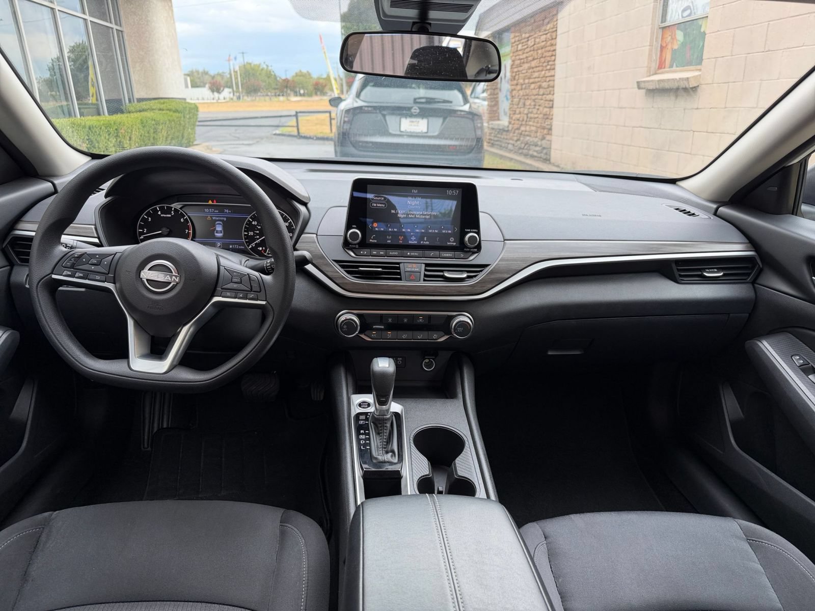 Thumbnail: 2025 Nissan Altima - 32