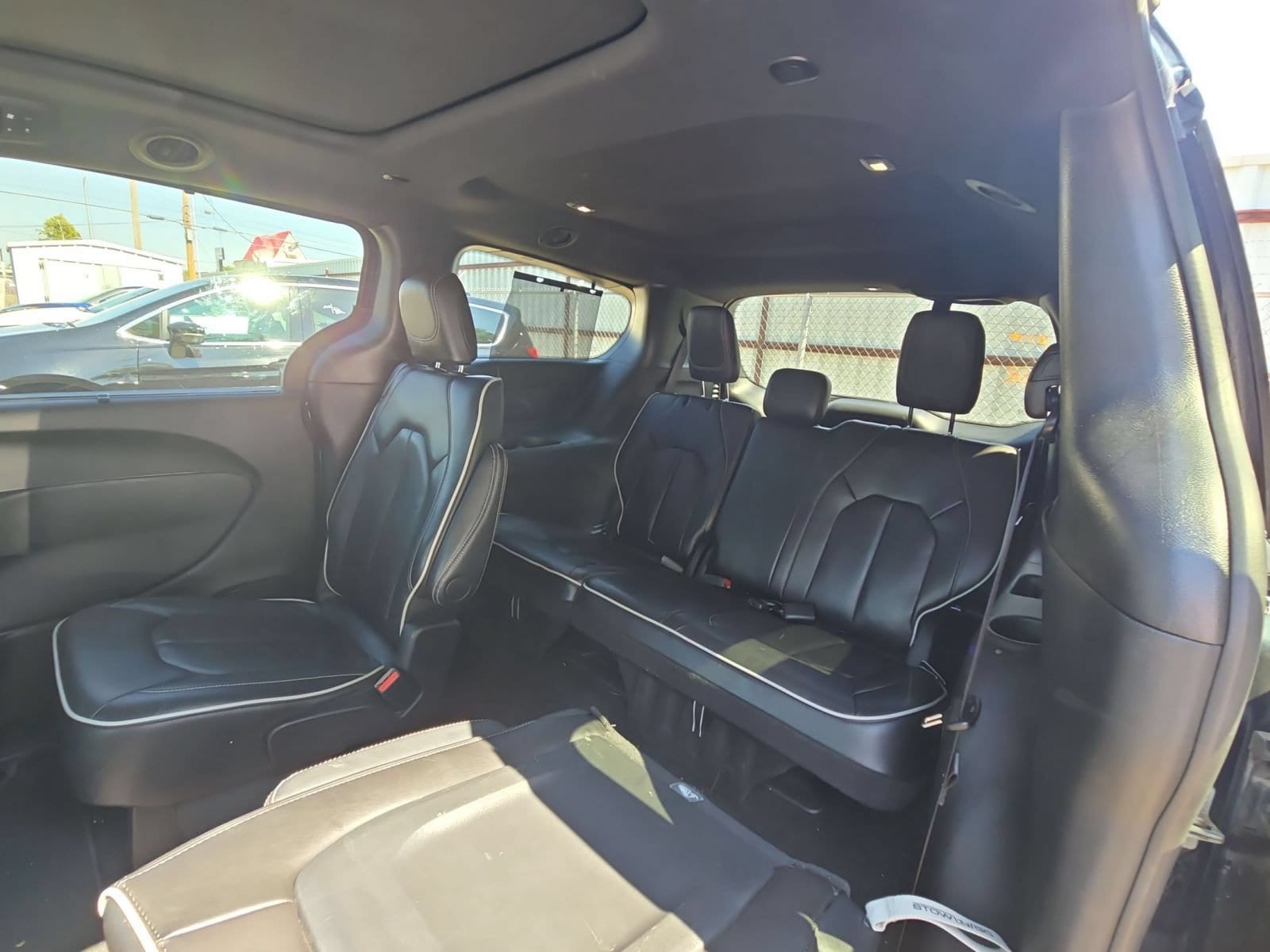 Thumbnail: 2025 Chrysler Pacifica - 12