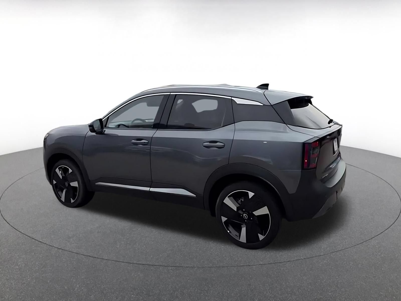 Thumbnail: 2026 Nissan Kicks - 9