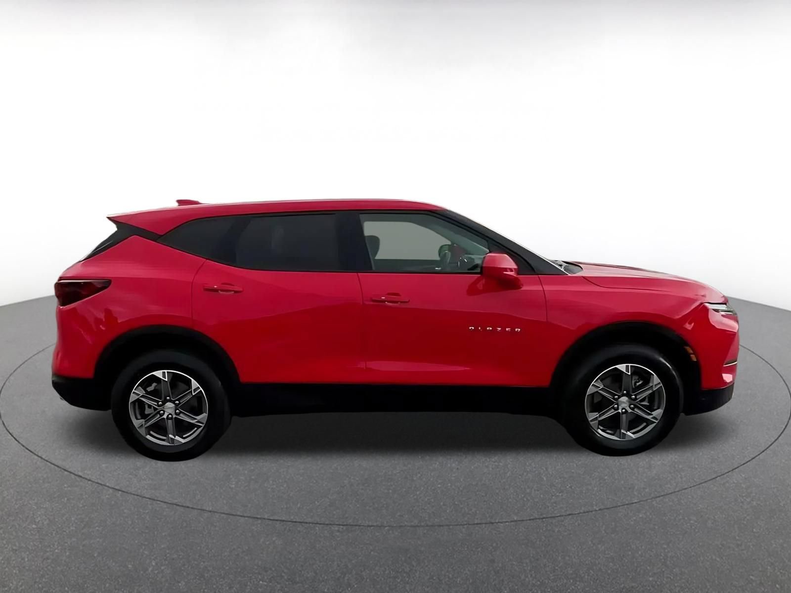 Thumbnail: 2025 Chevrolet Blazer - 15