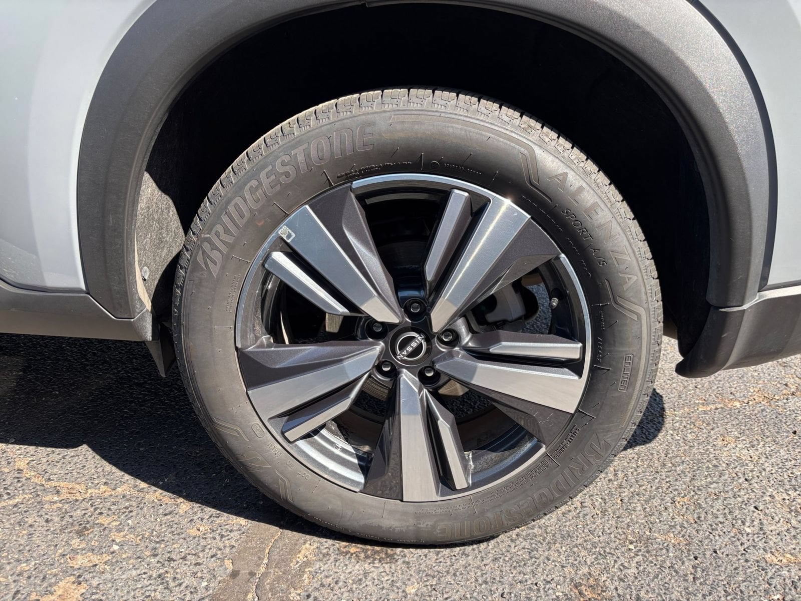 Thumbnail: 2026 Nissan Rogue - 32