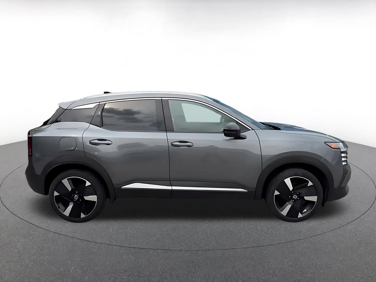 Thumbnail: 2026 Nissan Kicks - 15