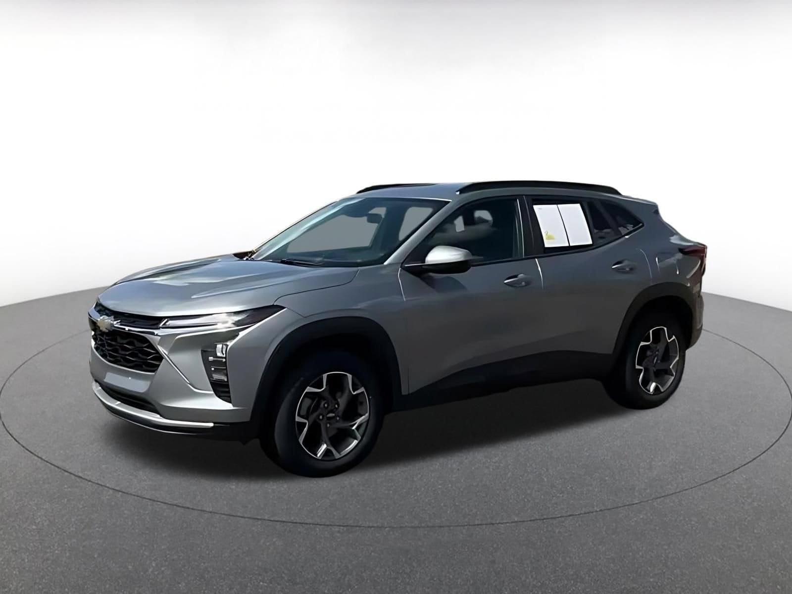Thumbnail: 2025 Chevrolet Trax - 7