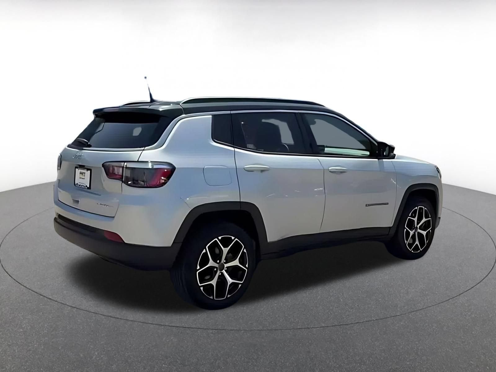 Thumbnail: 2025 Jeep Compass - 14