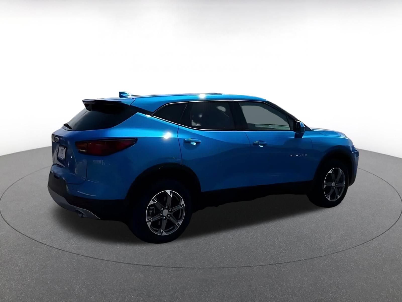 Thumbnail: 2026 Chevrolet Blazer - 13