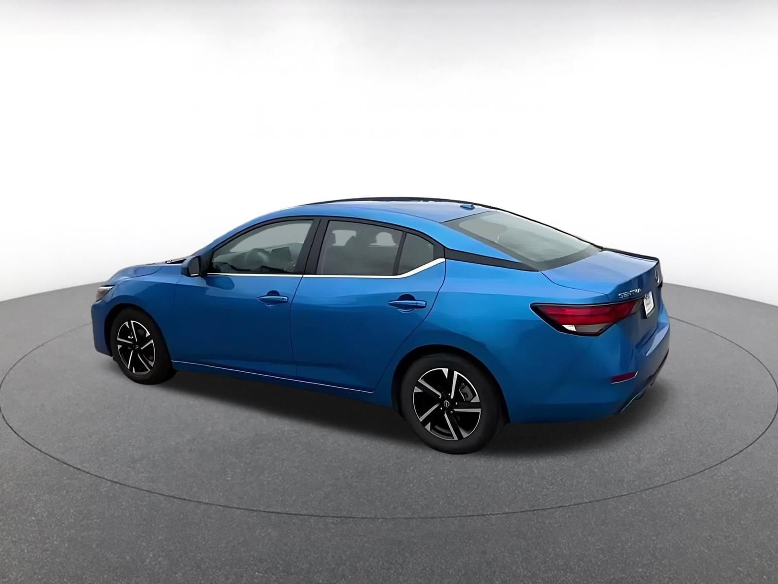 Thumbnail: 2025 Nissan Sentra - 9