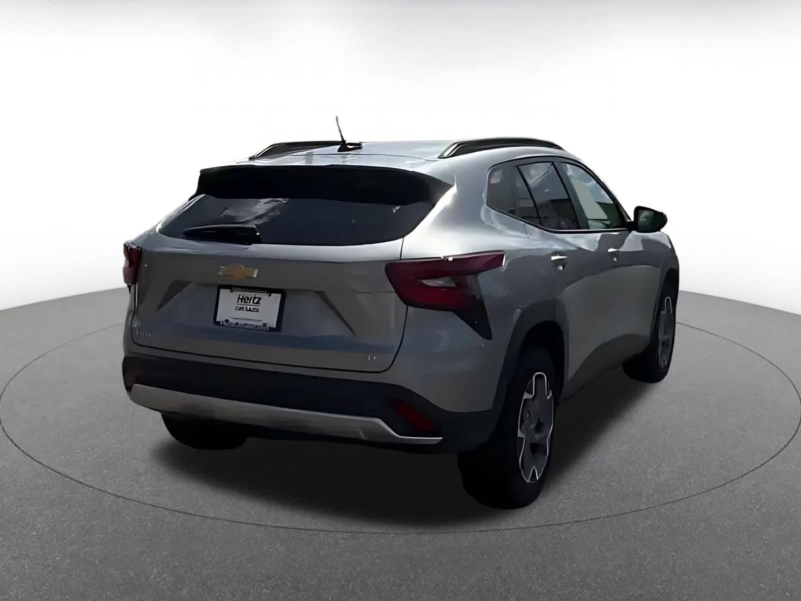 Thumbnail: 2025 Chevrolet Trax - 13