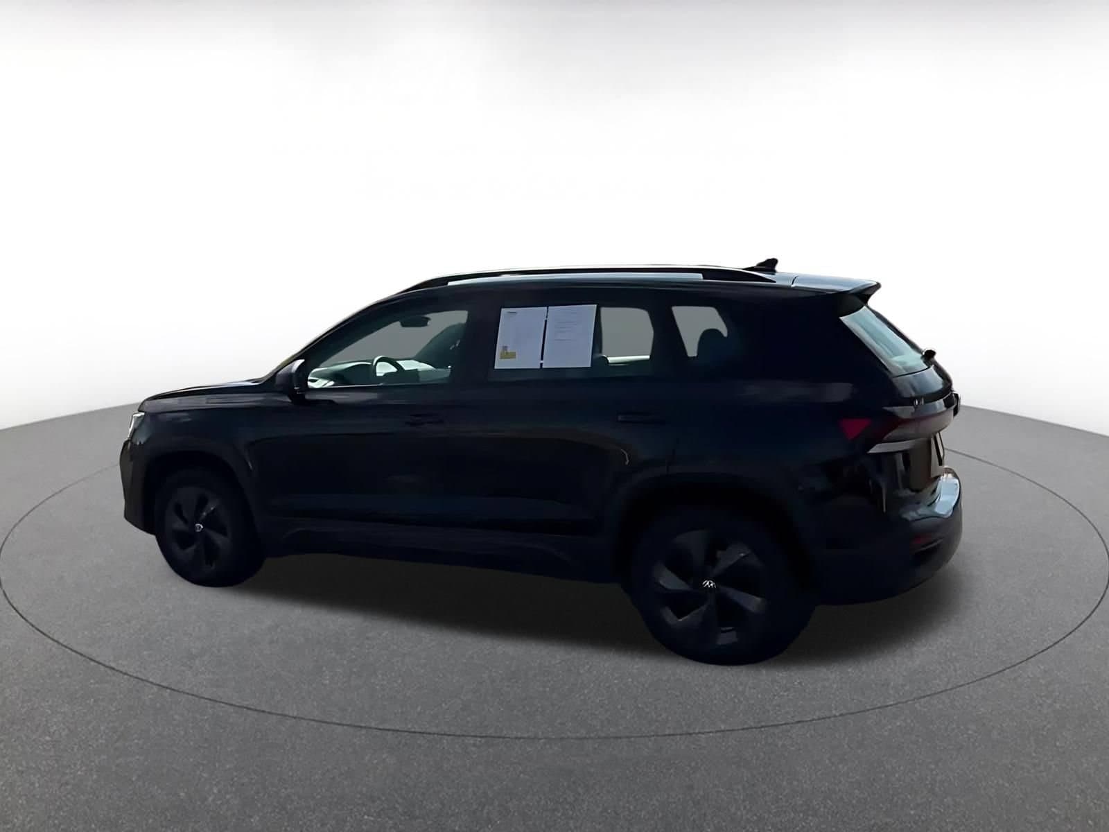 Thumbnail: 2026 Volkswagen Taos - 9
