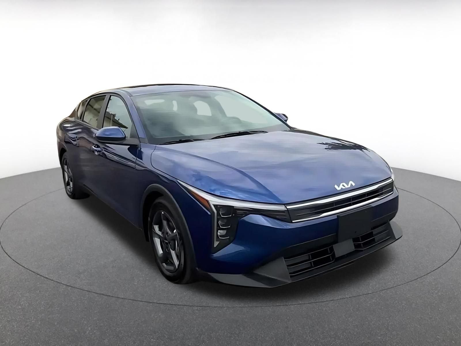 Thumbnail: 2026 Kia K4 - 3