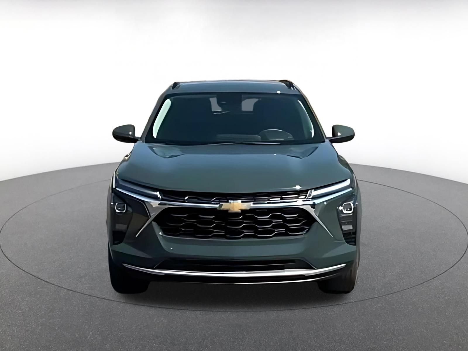Thumbnail: 2025 Chevrolet Trax - 4