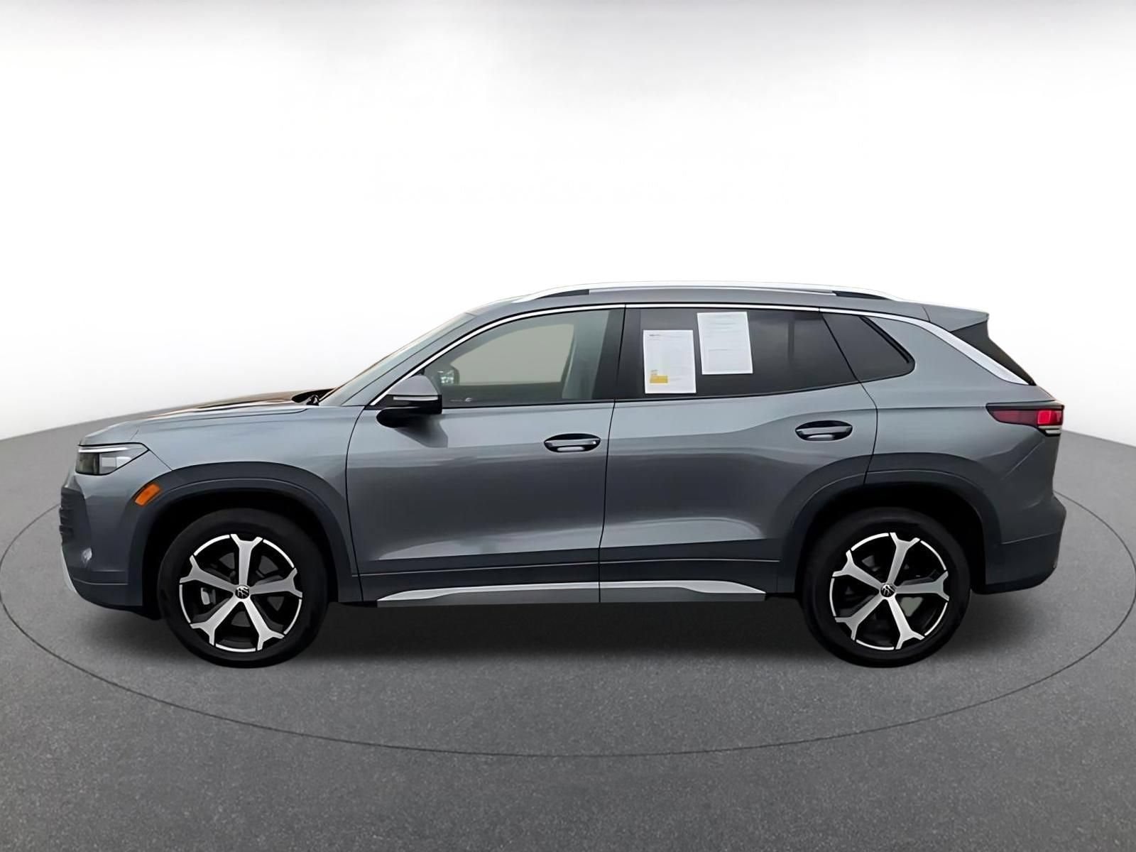 Thumbnail: 2026 Volkswagen Tiguan - 9