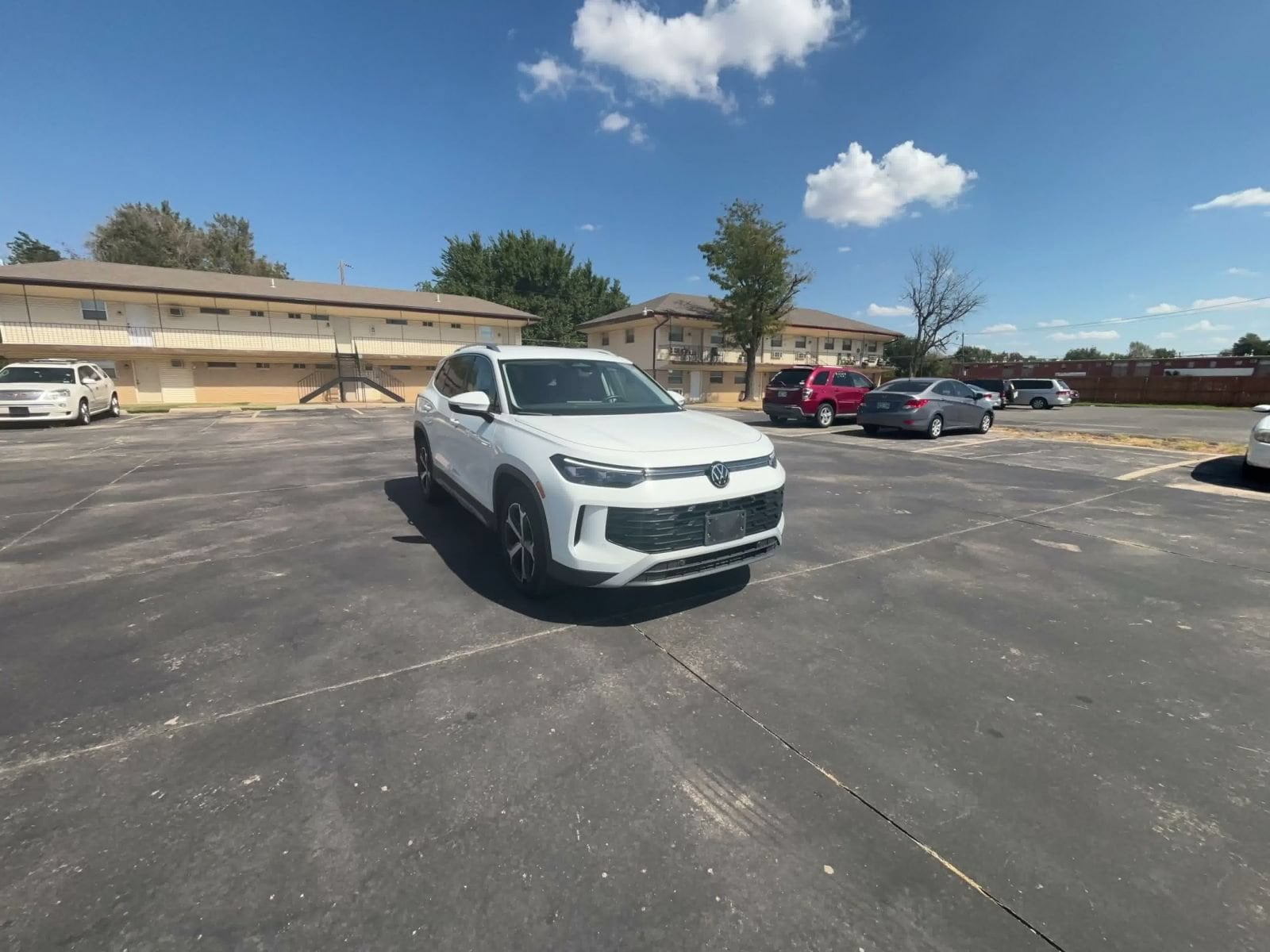 Thumbnail: 2026 Volkswagen Tiguan - 3