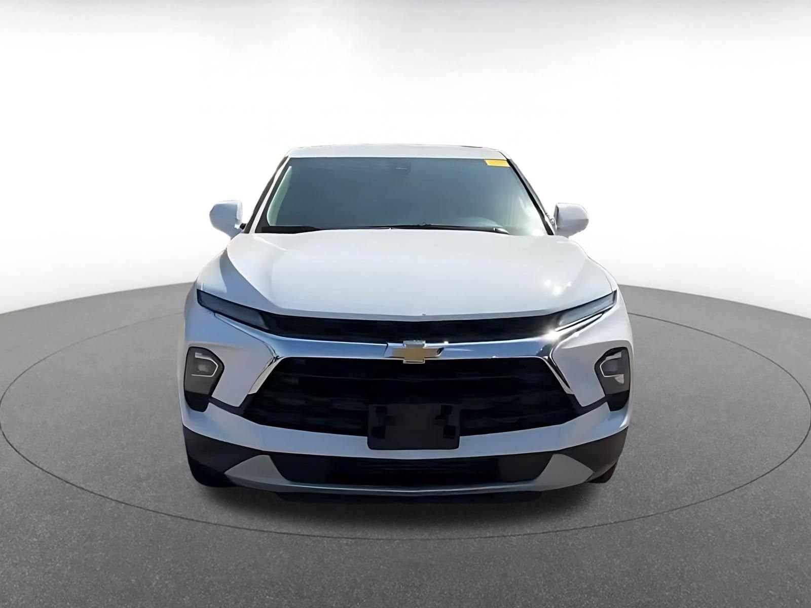 Thumbnail: 2026 Chevrolet Blazer - 4