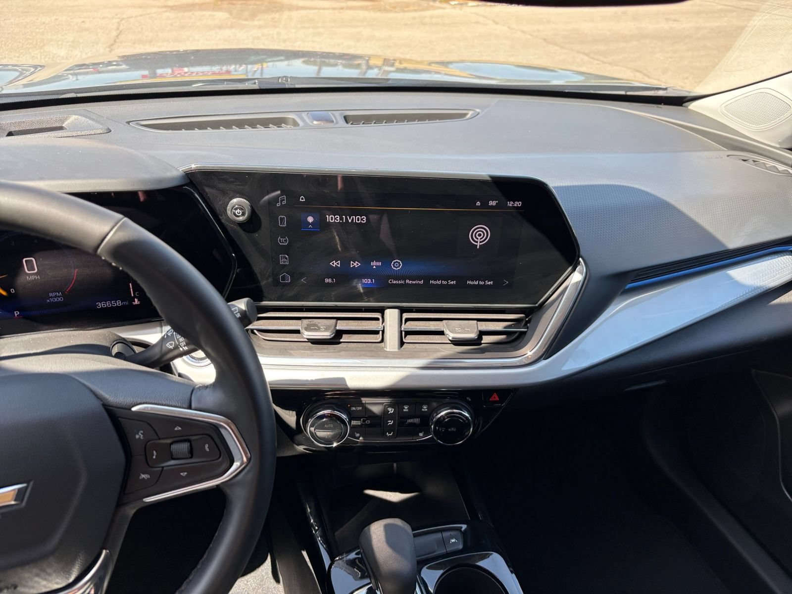Thumbnail: 2025 Chevrolet Trax - 16