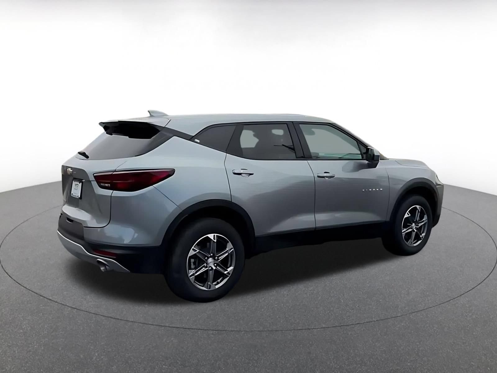 Thumbnail: 2026 Chevrolet Blazer - 13