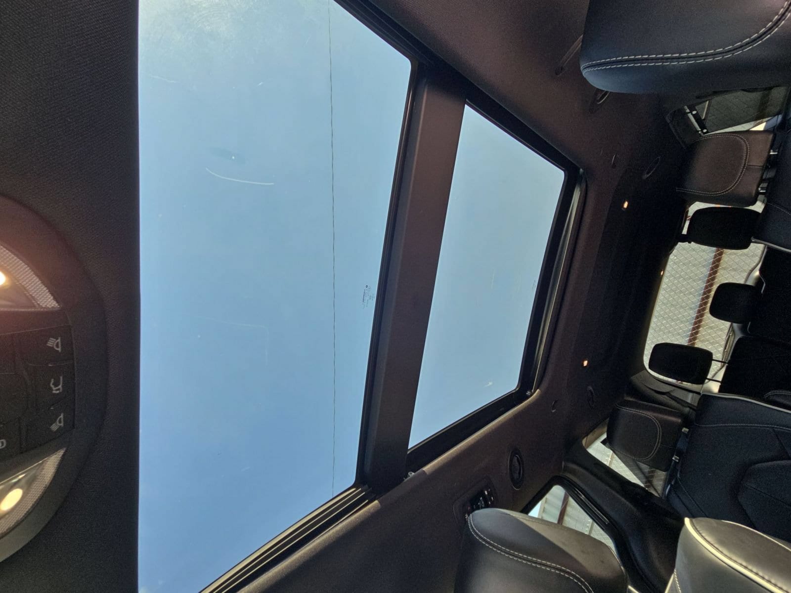 Thumbnail: 2025 Chrysler Pacifica - 14