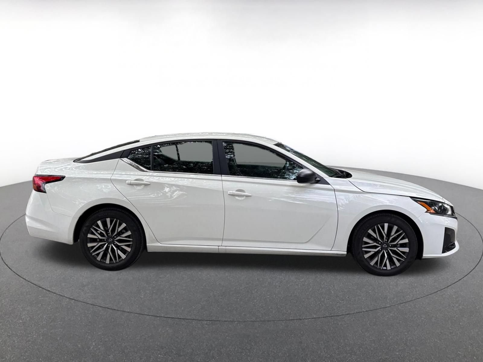 Thumbnail: 2026 Nissan Altima - 9