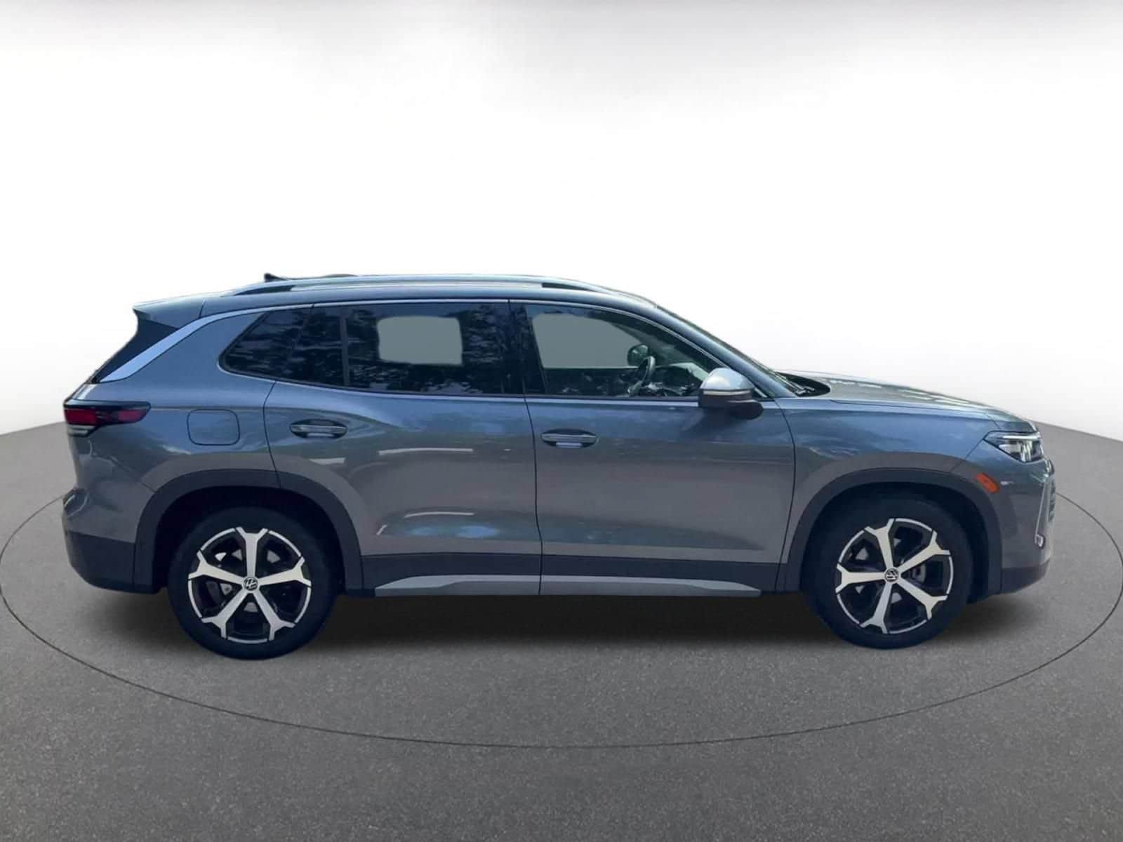 Thumbnail: 2026 Volkswagen Tiguan - 15
