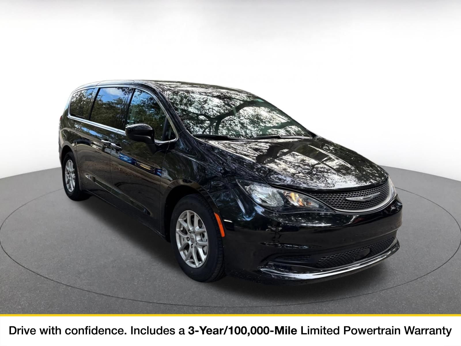 2024 Chrysler Voyager