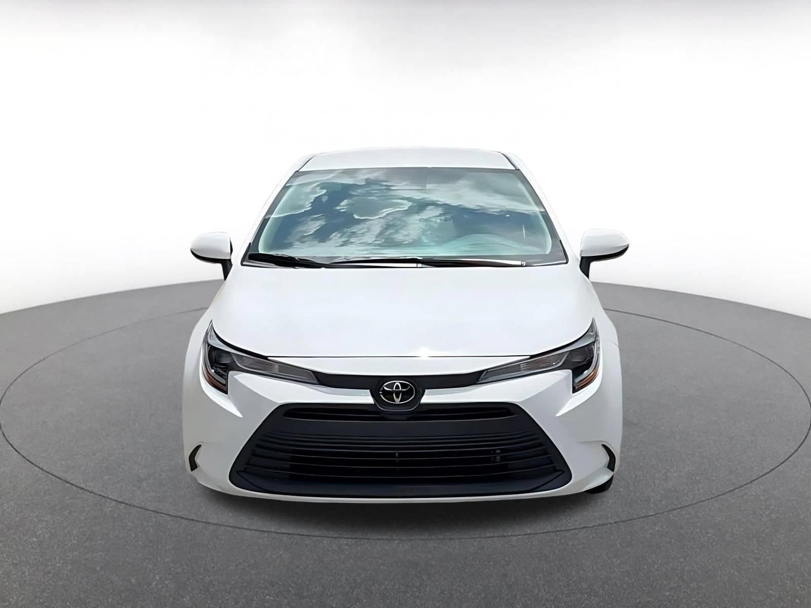 Thumbnail: 2025 Toyota Corolla - 4
