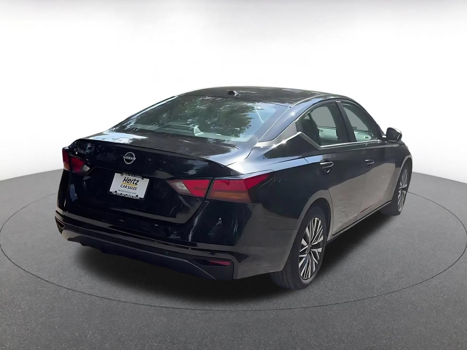 Thumbnail: 2026 Nissan Altima - 14