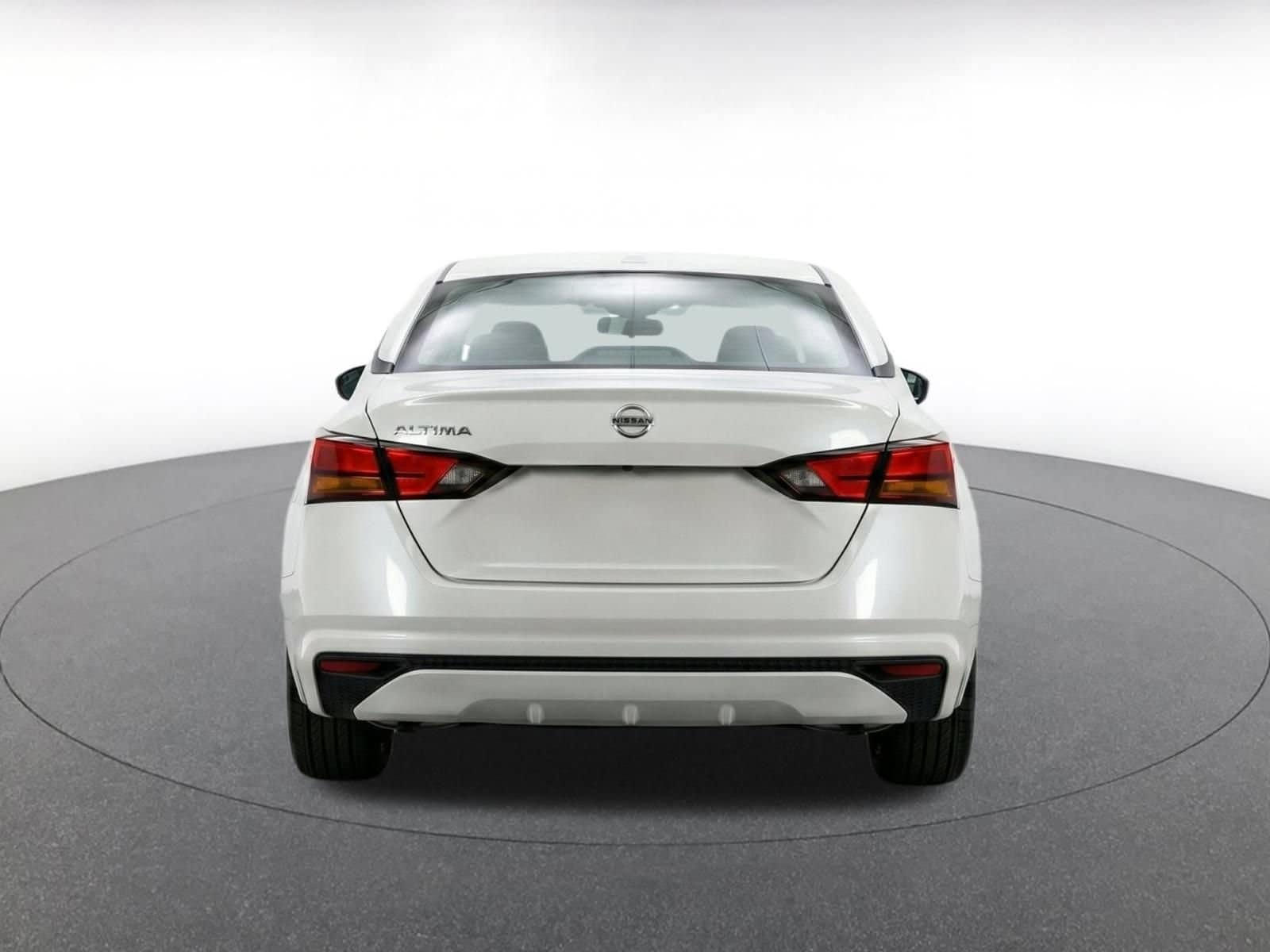 Thumbnail: 2025 Nissan Altima - 7