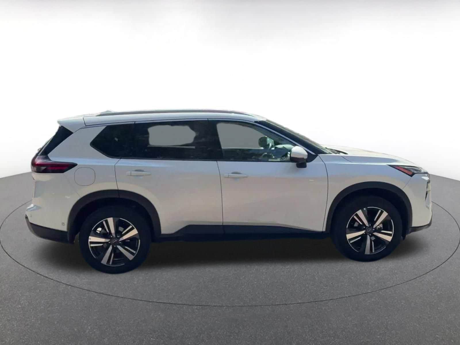 Thumbnail: 2026 Nissan Rogue - 15