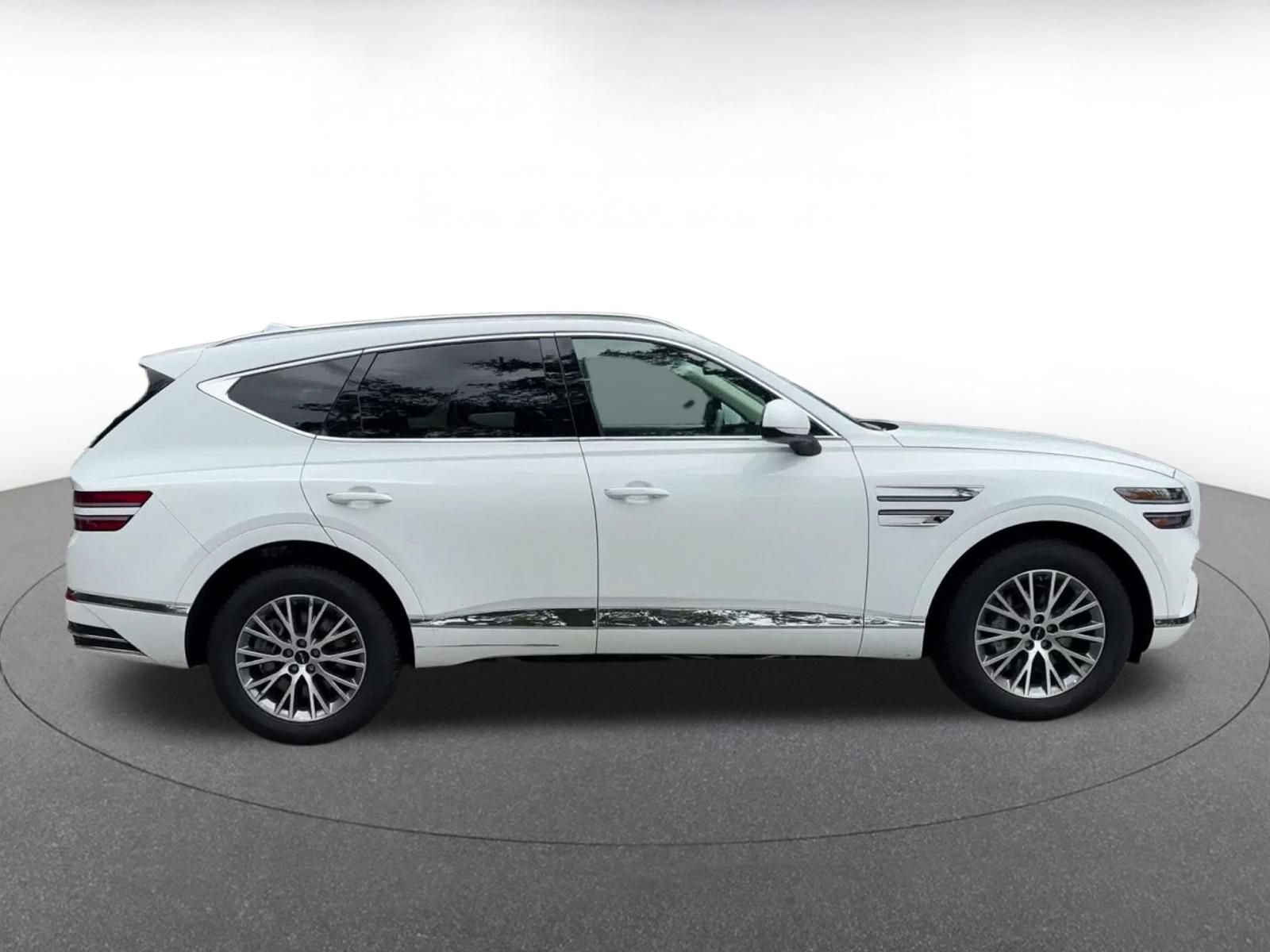 Thumbnail: 2026 Genesis GV80 - 15