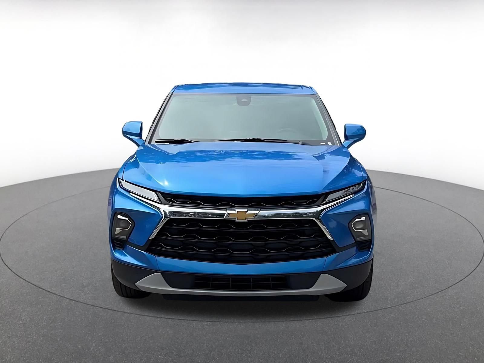 Thumbnail: 2026 Chevrolet Blazer - 3