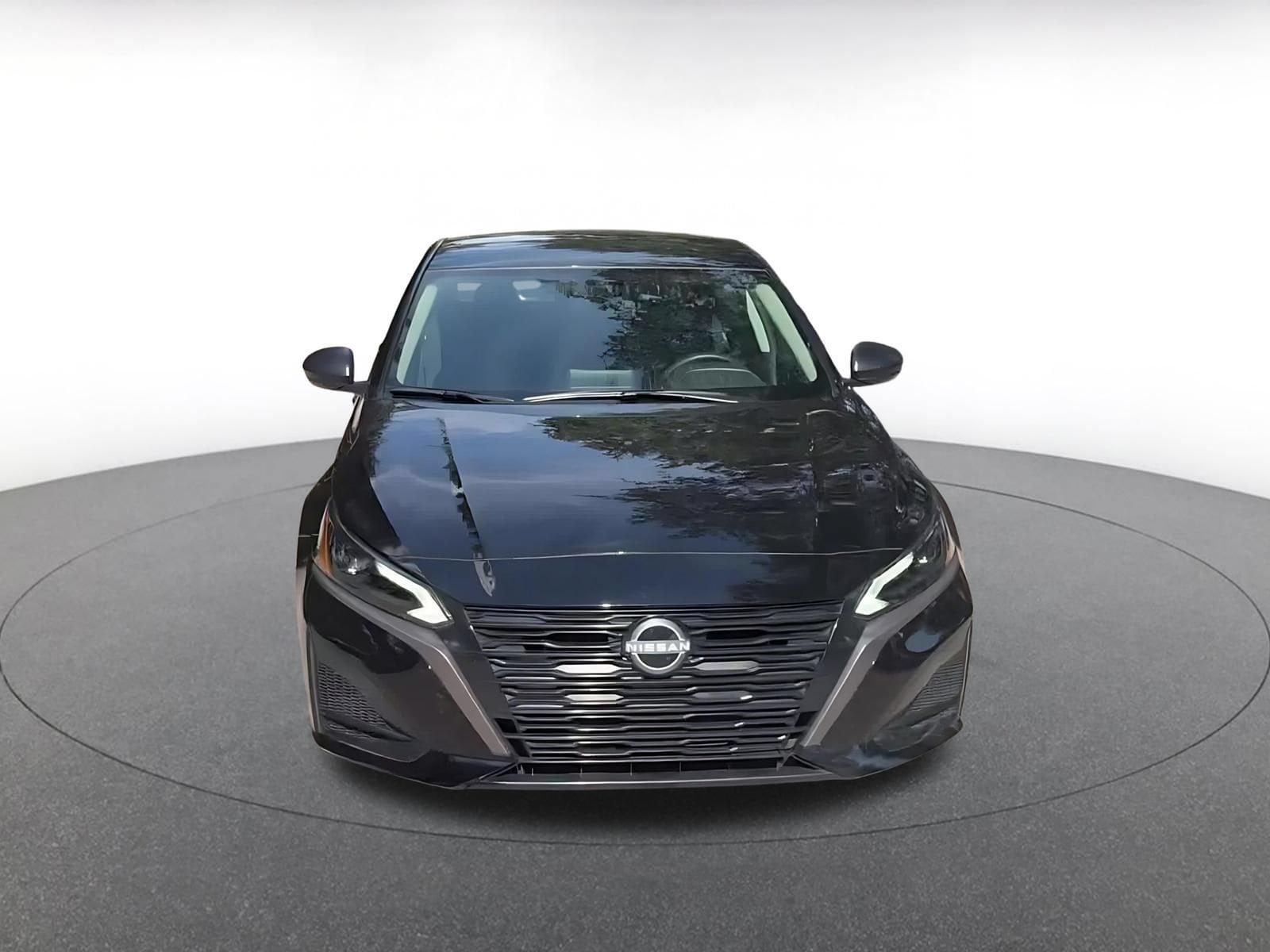 Thumbnail: 2026 Nissan Altima - 3